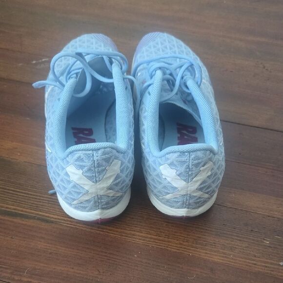 Nike Blue and White Athletic Shoes Lightweight Mesh Design - Picture 2 of 4